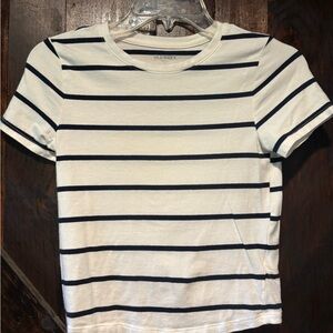 Old Navy Black and White Short Sleeve Tees